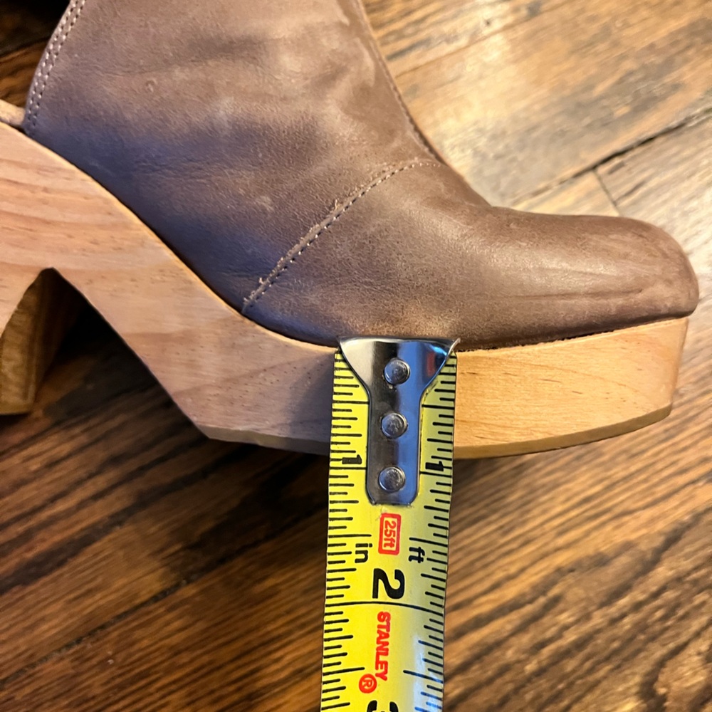 Free People Tan Leather Mules - Picture 12 of 14